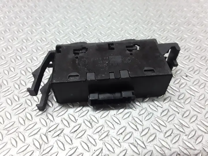 BMW 3 E46 (1998 - 2005) 61318381514 Кнопка стеклоподъемников — фото 2