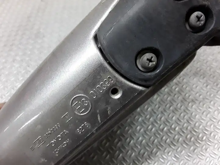 Toyota Yaris (2005 - 2009) E13010399 Боковое зеркало с электроприводом — фото 2