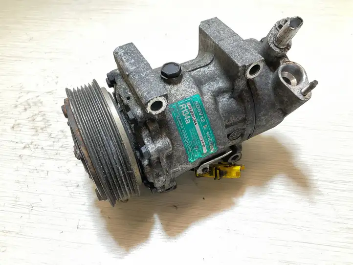 Ford Focus (2005 - 2008)  SD6V12 Компрессор (насос) кондиционера воздуха