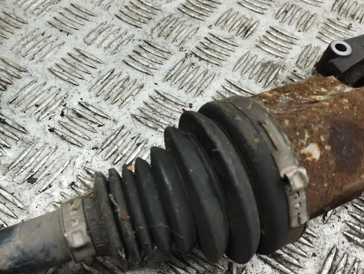 Saab 9-3 Ver2    Передняя полуось