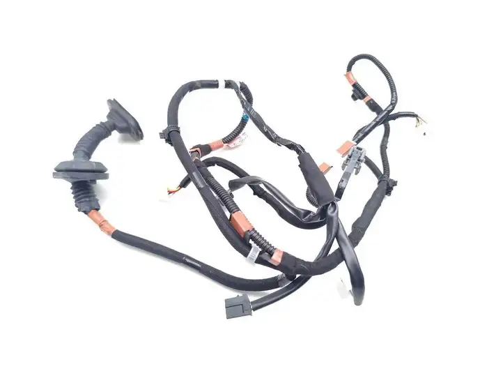 Lexus NX 300h (2017 - )  82153-78020C Проводовka,kанал для прокладки проводов