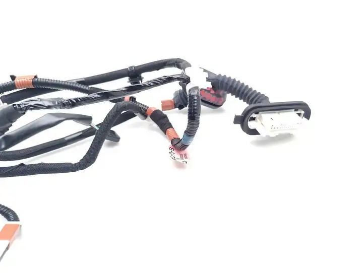 Lexus NX 300h (2017 - )  82153-78020C Проводовka,kанал для прокладки проводов