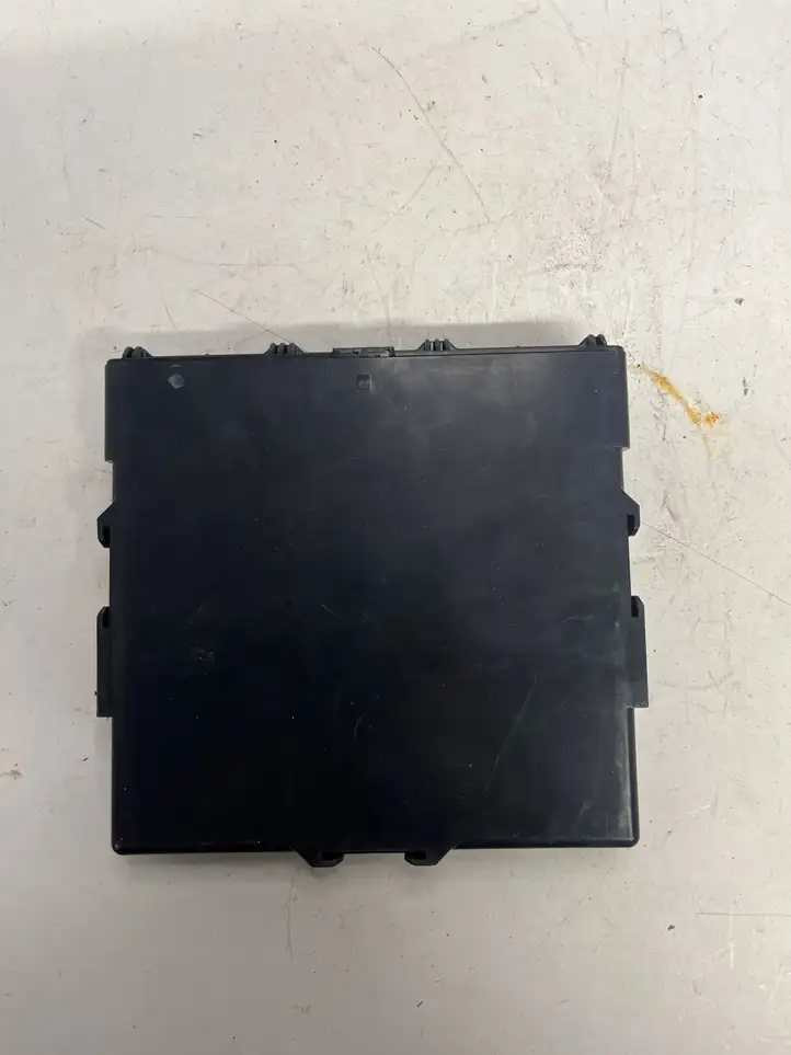 Toyota Prius Prime   8998147430 Блок управления спидометра