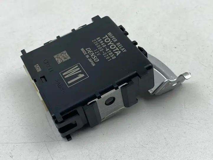 Toyota Prius xw60 (2023 - )  8594047050 Реле стеклоочистителей