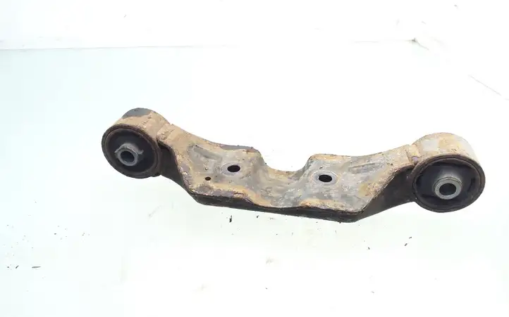 Subaru Forester SH (2008 - 2013)   Кронштейн заднего редуктора