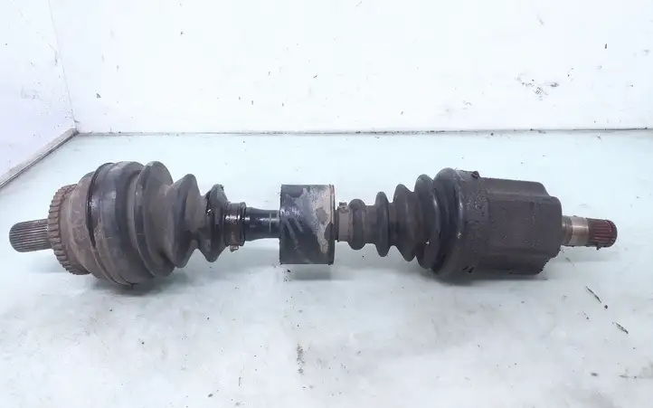 Volvo V70 (2000 - 2004)  P8689210 Передняя полуось