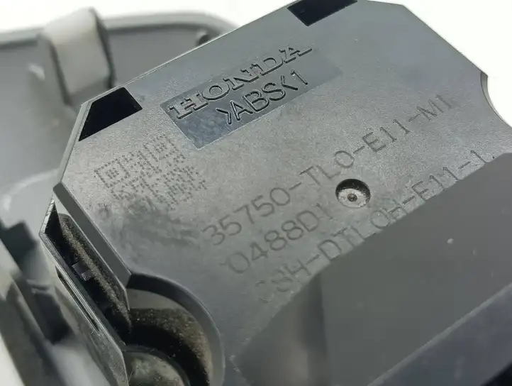 Honda Accord (2008 - 2016) 35750 Блок кнопок стеклоподъемников — фото 2