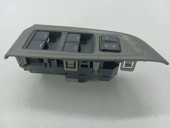 Honda Accord (2008 - 2016) 35750 Блок кнопок стеклоподъемников — фото 6