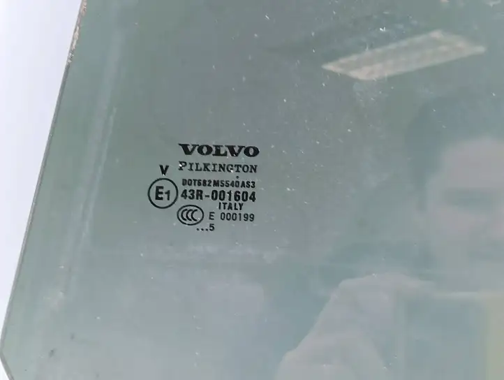 Volvo XC90 (2006 - 2014) 43R001604 Стекло задней двери — фото 6
