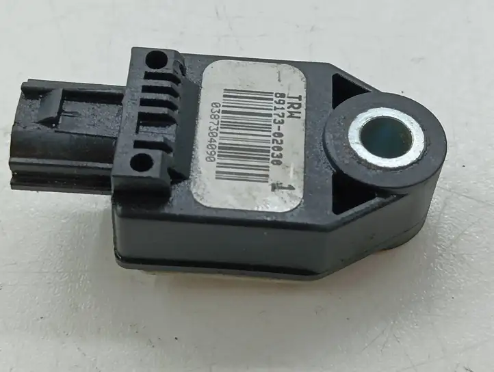 Toyota Corolla Verso AR10 (2004 - 2009) 8917302030 Датчик удара SRS — фото 2