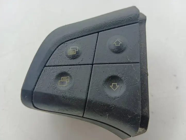 Mercedes-Benz B-class W245 (2005 - 2008) A1698207810 Кнопки на рулевом колесе — фото 1