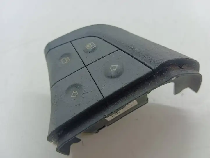 Mercedes-Benz B-class W245 (2005 - 2008) A1698207810 Кнопки на рулевом колесе — фото 2