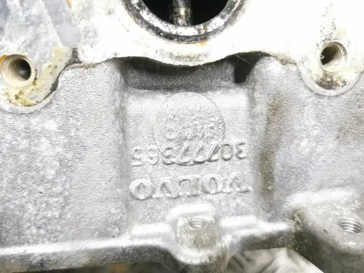 Volvo XC60 (2008 - 2013) 30777365 Головка блока цилиндров — фото 2