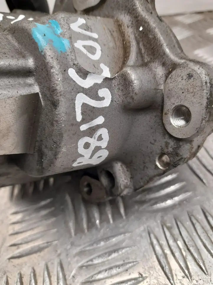 Skoda Octavia Mk3 (5E) (2013 - 2019) 04B130755F Топливный насос (в баке) — фото 4