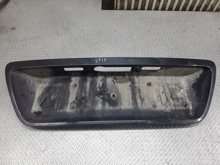 Mercedes-Benz C W203 (2000 - 2007) 2037400181 Подсветка номера — фото 1