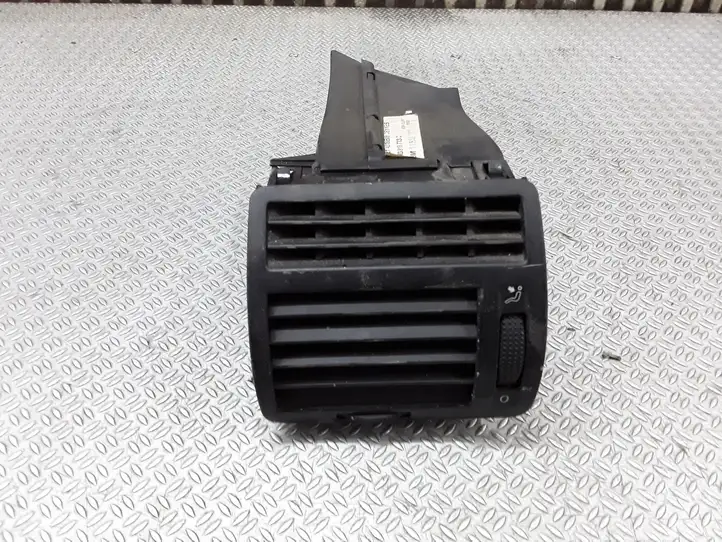 Volkswagen Sharan (2003 - 2010) 7M3819703C Боковой воздушный дефлектор — фото 1