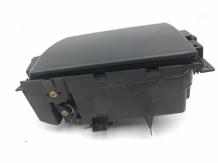 Nissan 350Z (2001 - 2009) 68924CD000 Ящик центральной консоли — фото 8