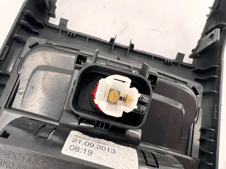 Audi A4 S4 B8 8K (2011 - 2015) 8K0864376 Накладка заднего прикуривателя — фото 6