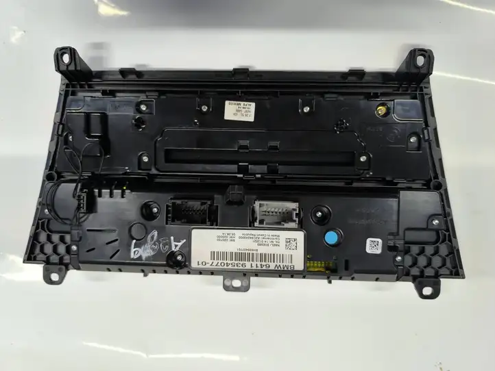BMW X4 F26 (2014 - 2017) 9354077 Отделка блока климат-контроля — фото 4