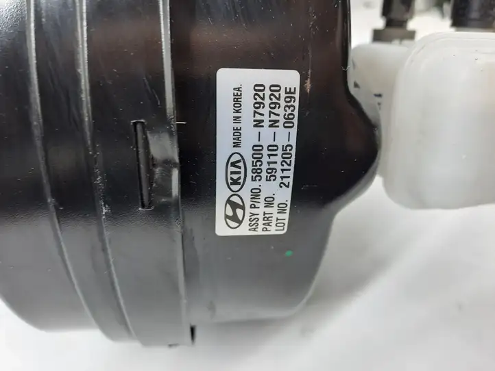 Hyundai i20 (BC3 BI3) (2020 - ) 58500N7920 Бачок тормозной жидкости — фото 2