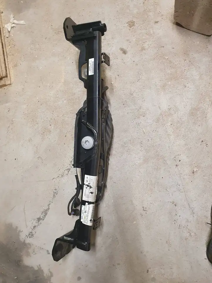 BMW 5 G30 G31 (2016 - ) B303390000751 Комплект буксировочного крюка — фото 4