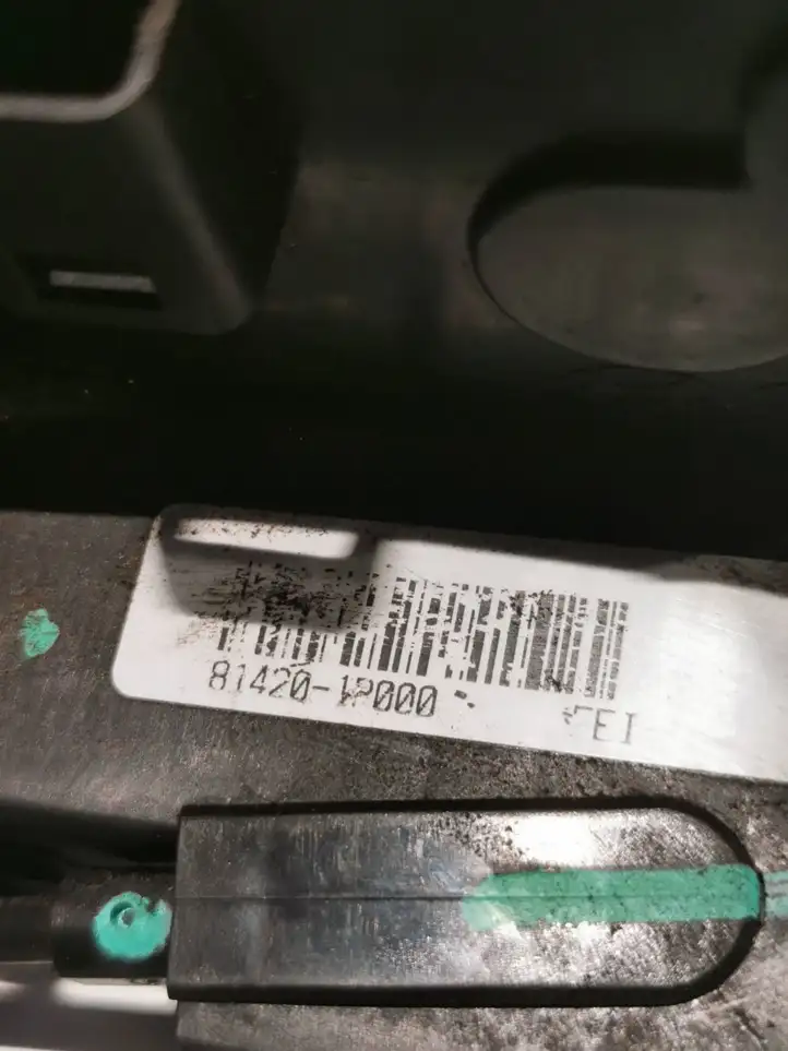 Kia Venga (2010 - 2014) 814201P000 Замок задней двери — фото 6
