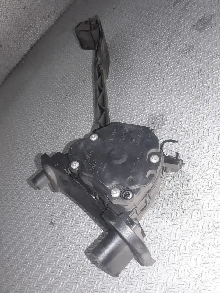 Volvo S60 (2000 - 2004) 9496822 Педаль акселератора — фото 4