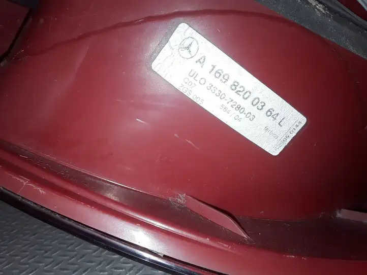 Mercedes-Benz A W169 (2004 - 2012) A1698200364L Задний фонарь в кузове — фото 2