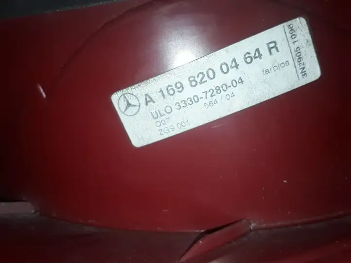 Mercedes-Benz A W169 (2004 - 2012) A1698200464R Задний фонарь в кузове — фото 2