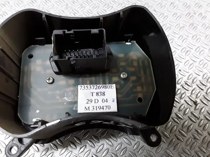 Fiat Doblo (2000 - 2009) 7353726980E Включатель аварийных фонарей — фото 2