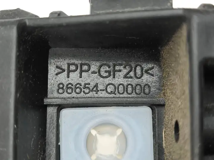 Hyundai i20 (BC3 BI3) (2020 - ) 86653Q0000 Кронштейн заднего бампера — фото 2