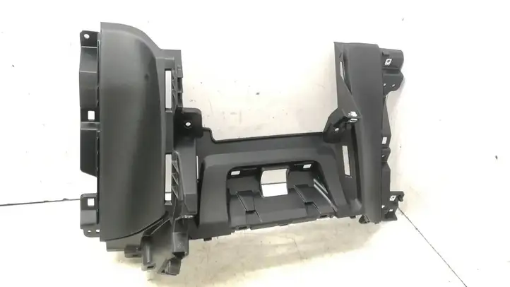 Kia Sportage (2016 - 2018) 84760F1000WK Нижняя отделка панели приборов — фото 1