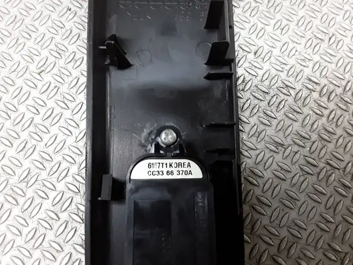 Mazda 5 (2005 - 2010) CC3366370A Кнопка стеклоподъемников — фото 2