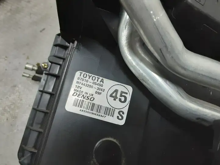 Toyota Avensis T250 (2003 - 2006) 870105450 Комплект системы вентиляции салона — фото 2
