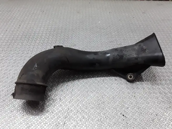 Toyota Avensis T250 (2003 - 2006) 177510G020 Детали воздухозаборника — фото 3