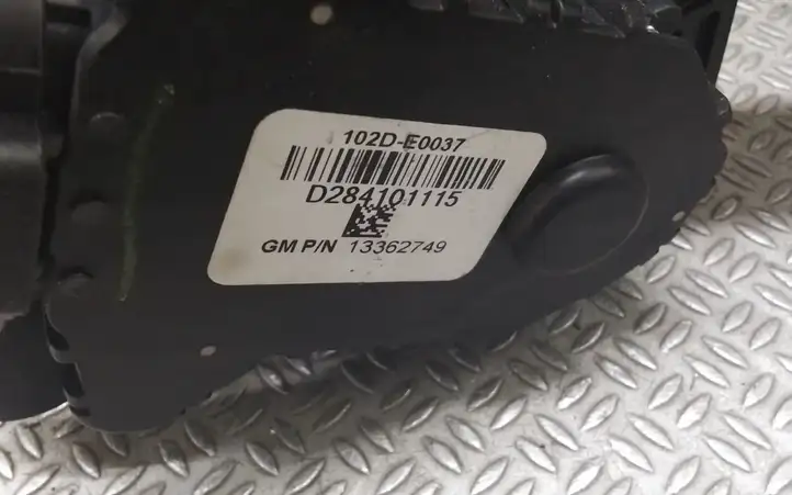 Opel Meriva B (2010 - 2014) 13362749 Педаль акселератора — фото 2