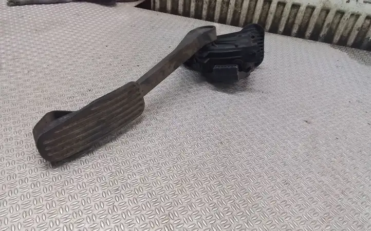 Volvo S80 (1998 - 2004) 9496822 Педаль акселератора — фото 1
