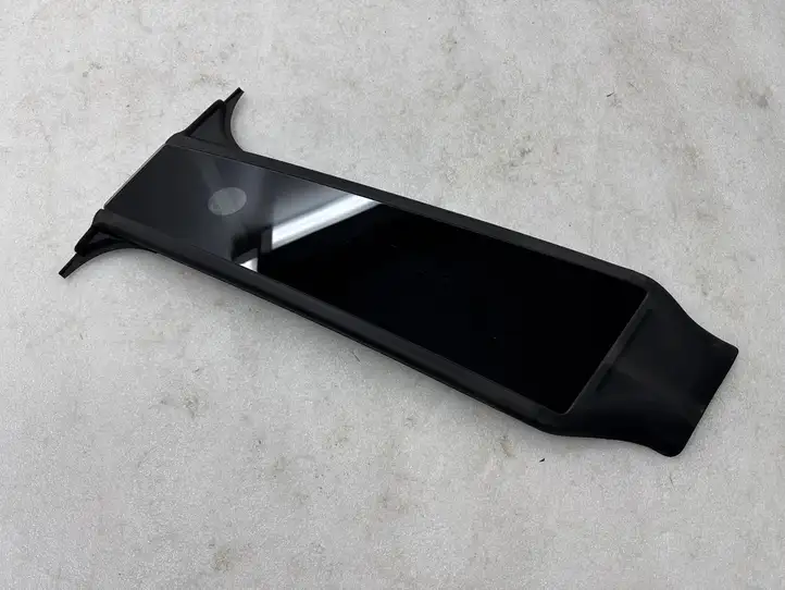 Tesla Model Y (2019 - 2024) 149424100A Верхняя обшивка стойки B — фото 1