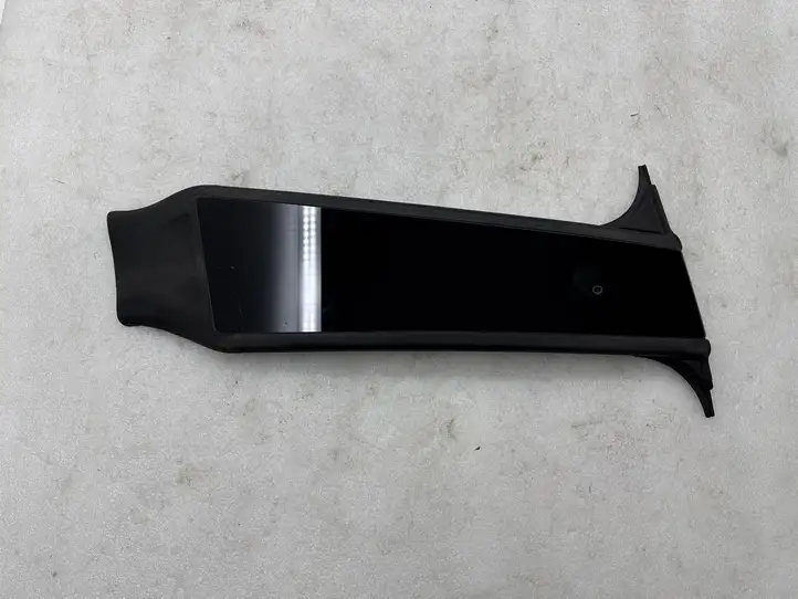 Tesla Model Y (2019 - 2024) 162563800B Верхняя обшивка стойки B — фото 6