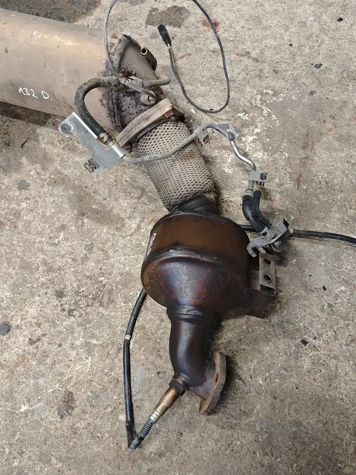 Volkswagen Touareg II (2010 - 2018) 7P6254350B Катализатор / DPF / FAP — фото 5