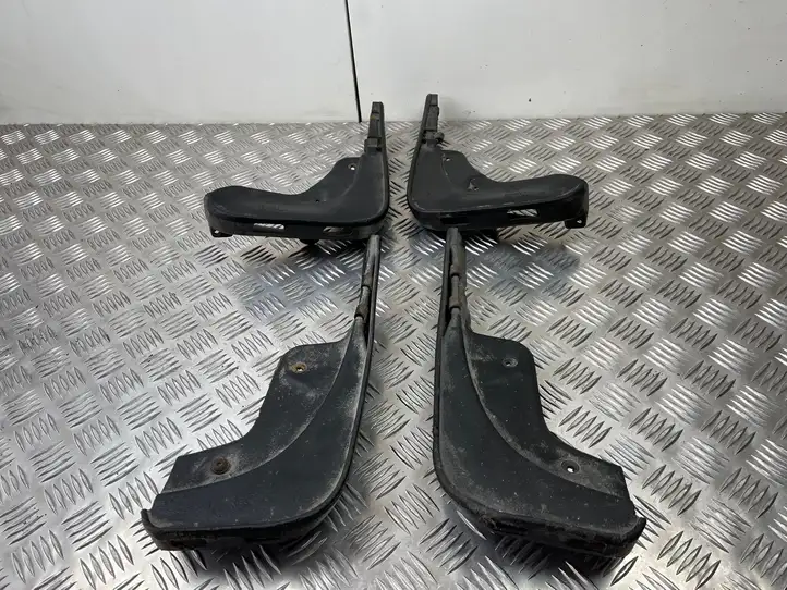 Audi A4 S4 B6 8E 8H (2000 - 2006) 8E0075111 Комплект брызговиков — фото 9