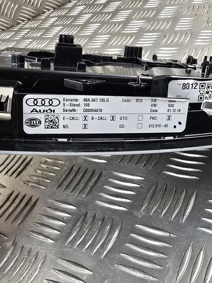 Audi Q5 SQ5 (2012 - 2017) 80A947135G Передняя подсветка — фото 5