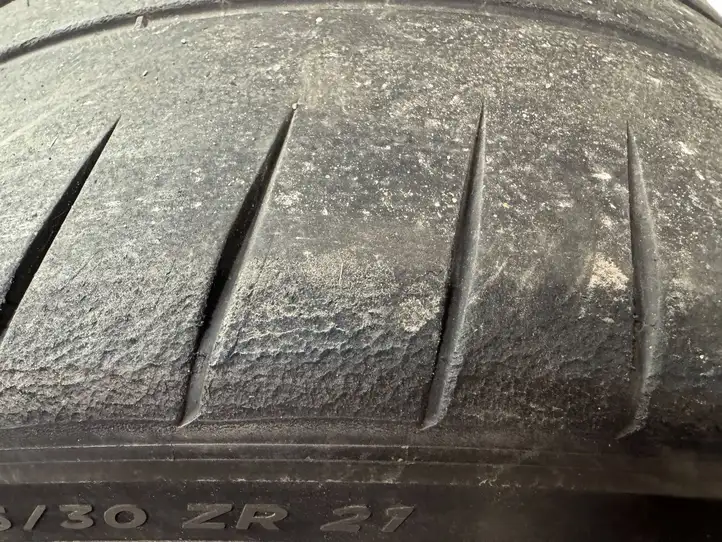 Porsche 911 992 (2019 - ) Летняя шина R21 — фото 6