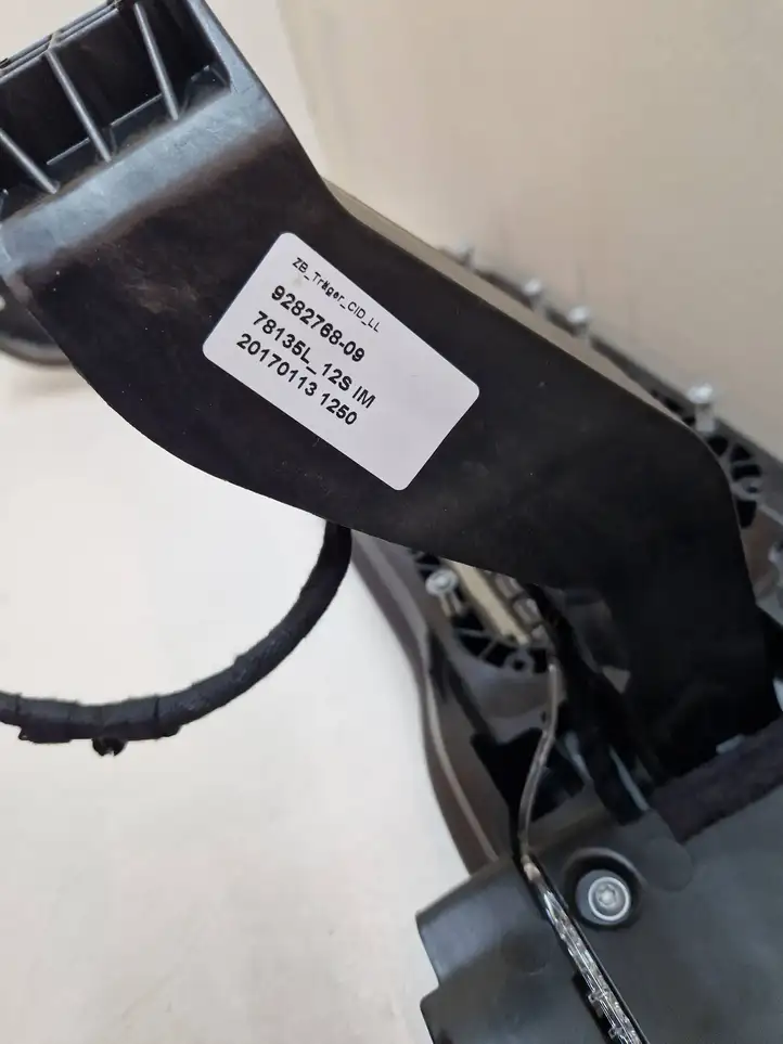 BMW i3 (2013 - ) 9265942 Подушка безопасности пассажира — фото 11