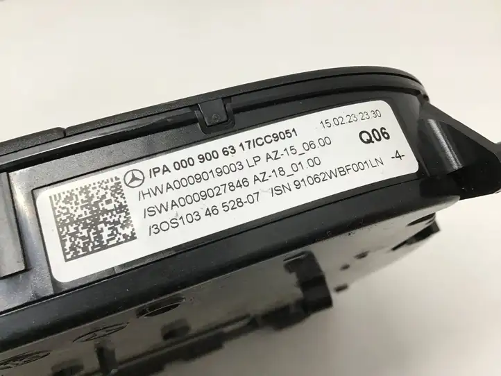 Mercedes-Benz C W205 (2014 - 2021) A0009006317 Передняя подсветка — фото 2