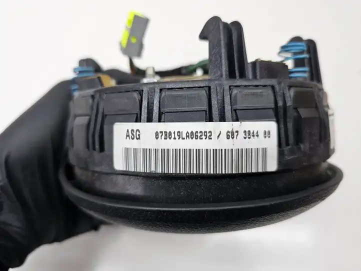 BMW 6 E63 E64 (2002 - 2010) 33678045601R Подушка безопасности руля — фото 6