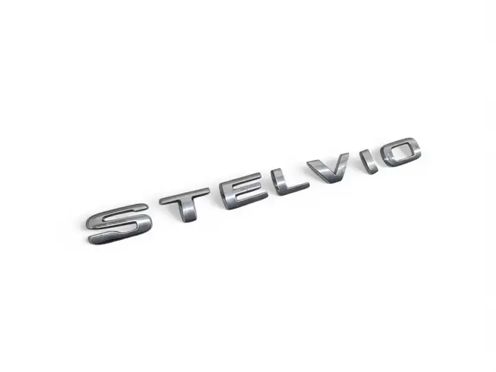 Alfa Romeo Stelvio Type 949 (2017 - ) Эмблема модели — фото 2
