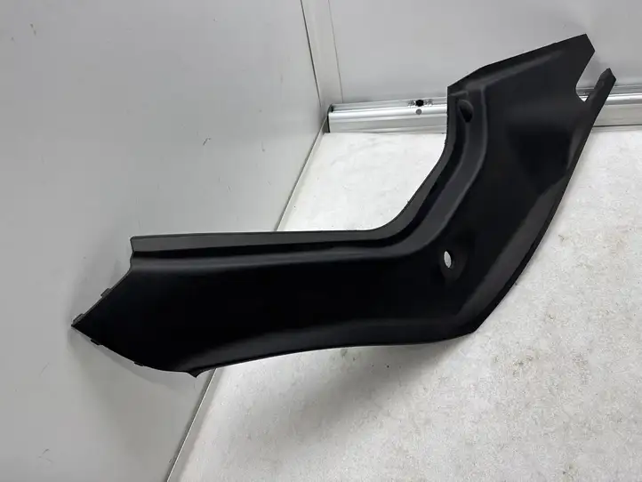 Tesla Model S (2012 - 2016) 100632700E Обшивка бардачка — фото 1