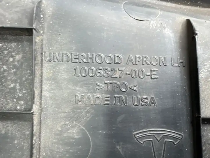 Tesla Model S (2012 - 2016) 100632700E Обшивка бардачка — фото 4