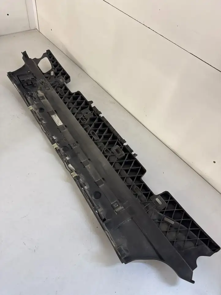 BMW 5 G30 G31 (2016 - ) 8064714 Кронштейн заднего бампера — фото 4
